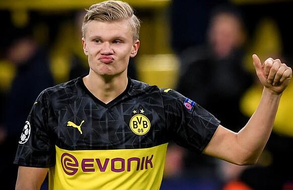 三核协作！ Zeus 杰斯重拾状态，两位C位稳稳收割 Hanwha Life Esports 的首局，击溃 KT Rolster