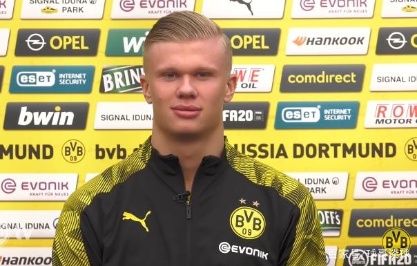 资讯绝地求生 尊重所有声音，但只成为自己