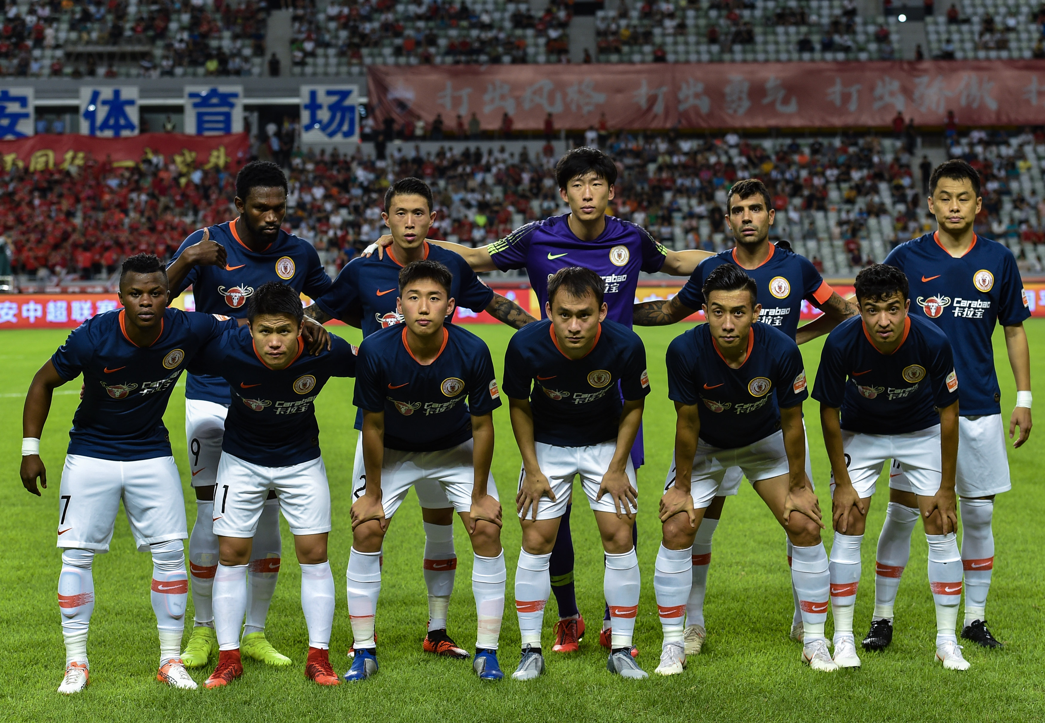 LOL官方发布18iG合体现场返图